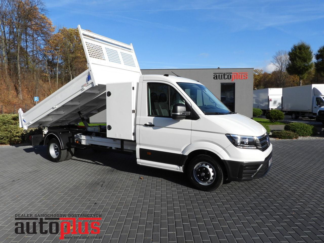 VOLKSWAGEN CRAFTER TIPPER CRUISE CONTROL NAVIGATION TWIN WHEELS AIR CONDITIONING 180HP - Kipper Transporter: das Bild 1 VOLKSWAGEN CRAFTER TIPPER CRUISE CONTROL NAVIGATION TWIN WHEELS AIR CONDITIONING 180HP - Kipper Transporter: das Bild 1