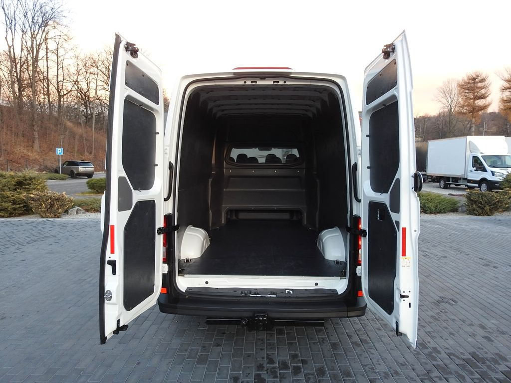 Kastenwagen, Transporter mit Doppelkabine Volkswagen CRAFTER 4X4 KASTENWAGEN DOPPELKABINE 7 SITZE: das Bild 12