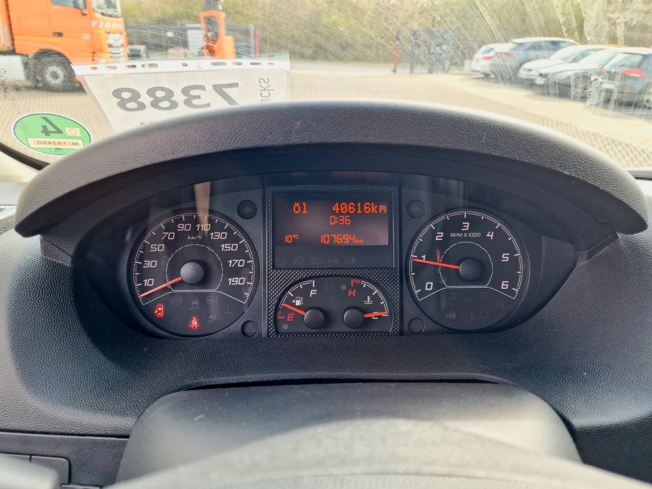Koffer Transporter Citroën Jumper / Ladebordwand / 3 Sitzen / Klimaanlage: das Bild 24