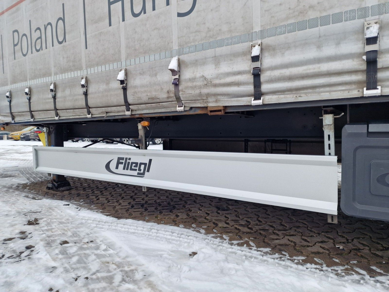 Planenauflieger Fliegl SZS320 / Hubdach / EDSCHA / Mega: das Bild 23 Planenauflieger Fliegl SZS320 / Hubdach / EDSCHA / Mega: das Bild 23