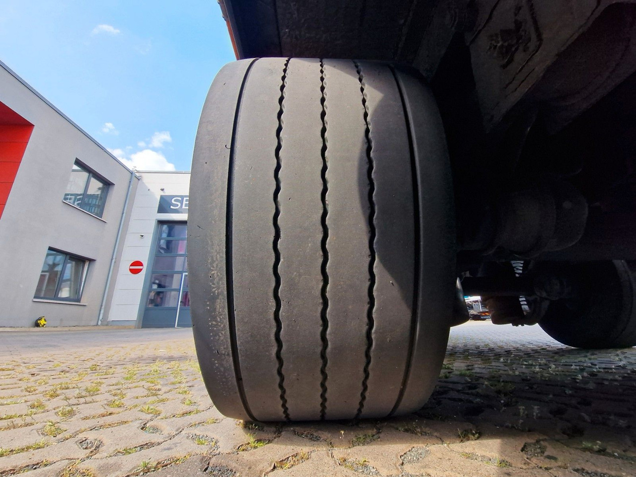 Planenauflieger Krone SD / Hubdach / EDSCHA / Mega: das Bild 29 Planenauflieger Krone SD / Hubdach / EDSCHA / Mega: das Bild 29