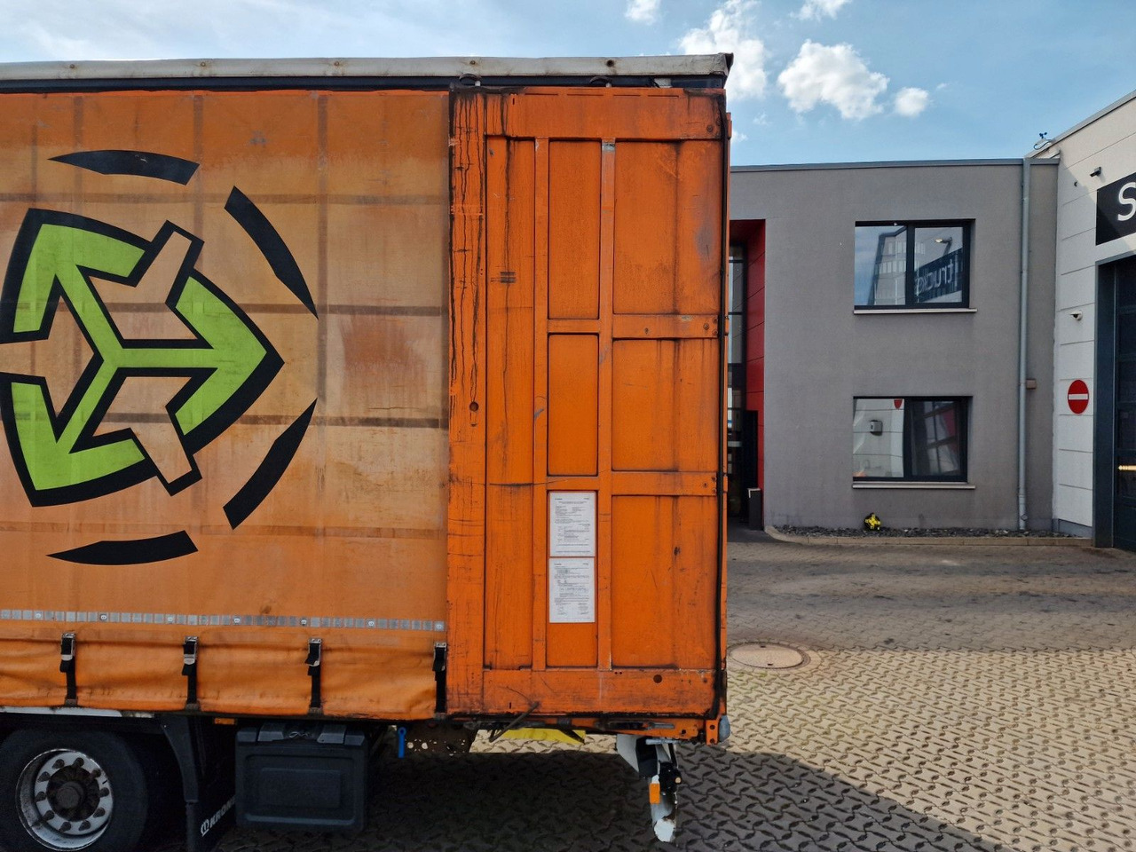 Planenauflieger Krone SD / Hubdach / EDSCHA / Mega: das Bild 17 Planenauflieger Krone SD / Hubdach / EDSCHA / Mega: das Bild 17