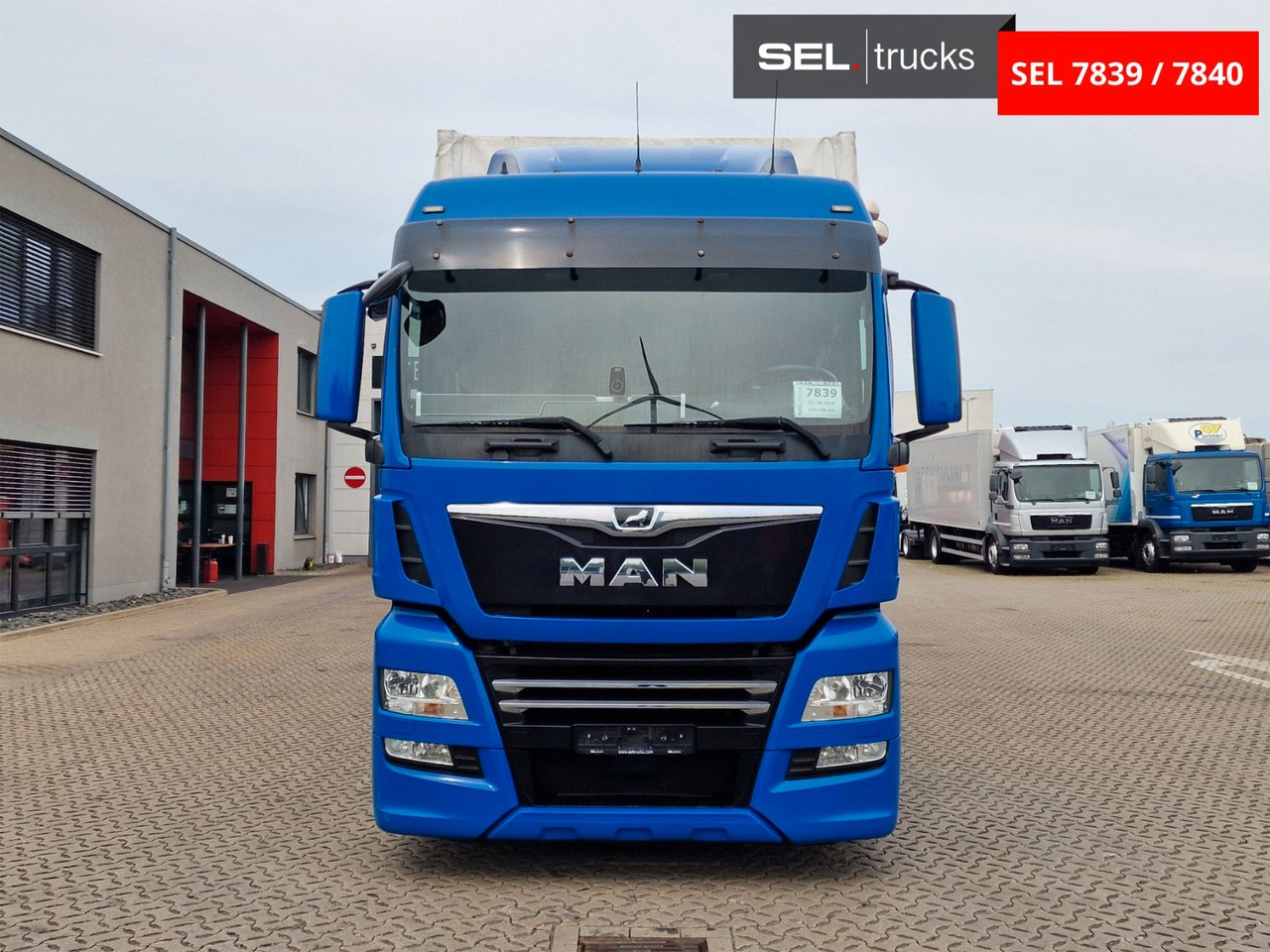 MAN TGX 18.500 4x2 LL-U /Intarder/Druchlade/Hubdach - Plane LKW: das Bild 2 MAN TGX 18.500 4x2 LL-U /Intarder/Druchlade/Hubdach - Plane LKW: das Bild 2