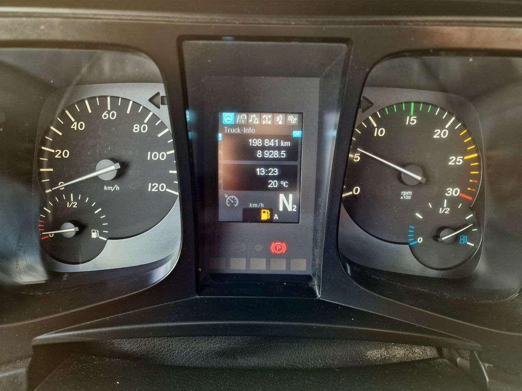 Autokran Mercedes-Benz Arocs 1830 / Atlas 105.2 - A2L / NEUE BATTERIEN: das Bild 26