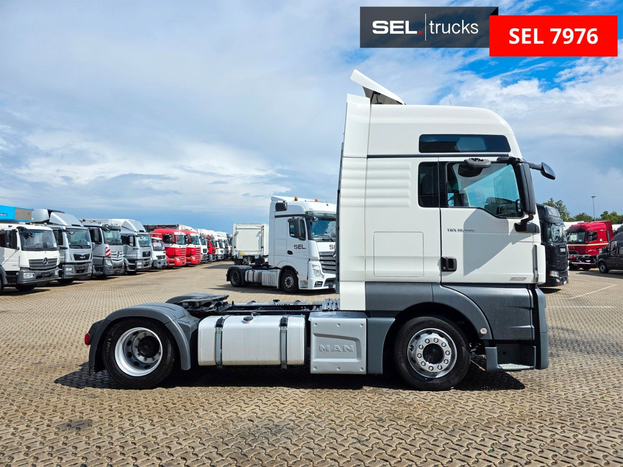 MAN TGX 18.460 4x2 LLS-U / Retarder / NaviLavandino - Sattelzugmaschine: das Bild 4 MAN TGX 18.460 4x2 LLS-U / Retarder / NaviLavandino - Sattelzugmaschine: das Bild 4