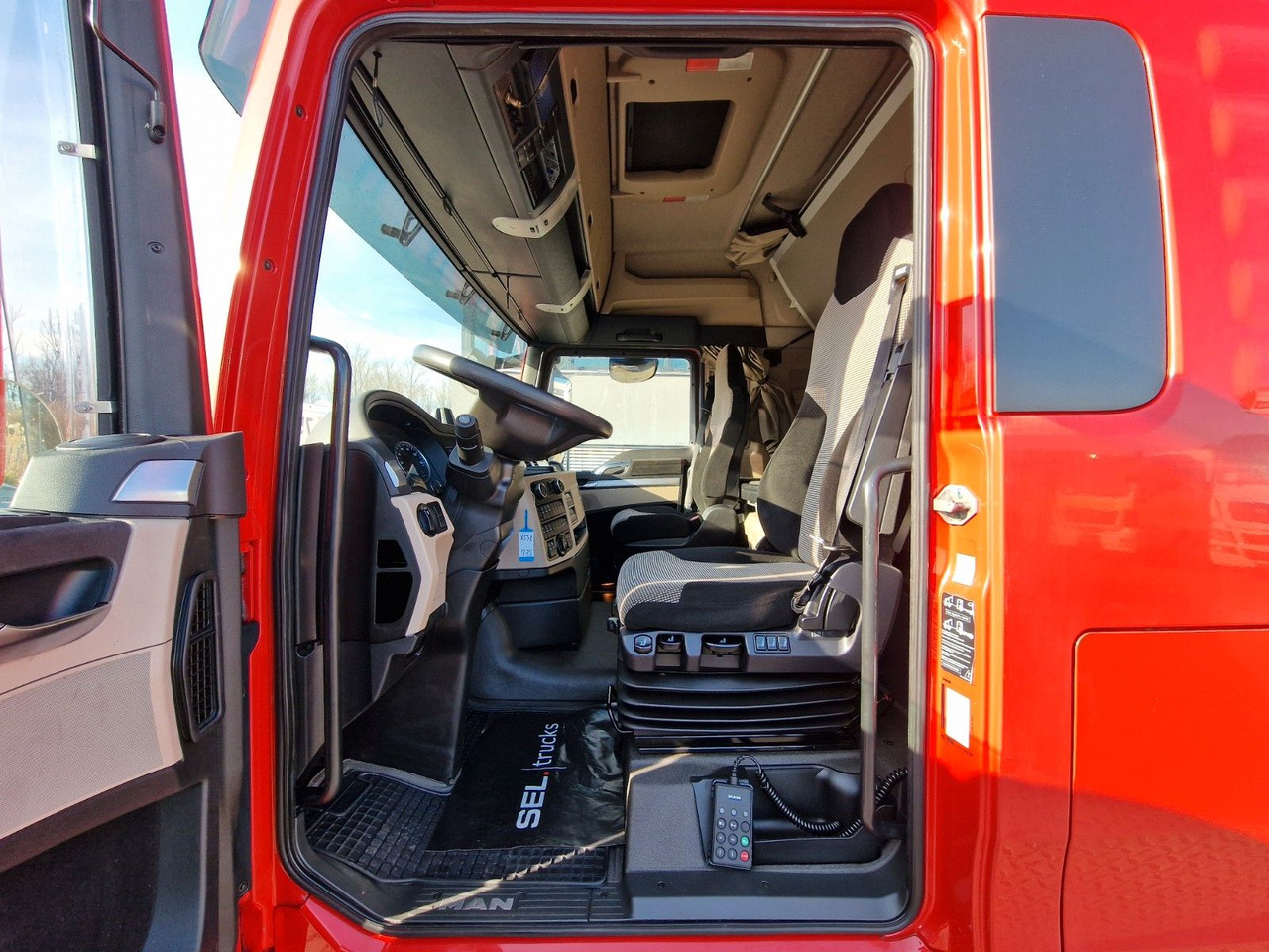 Sattelzugmaschine MAN TGX 18.460 4x2 LLS-U / Retarder / Standklima: das Bild 16