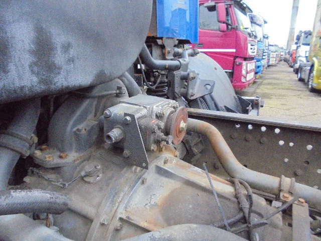 Fahrgestell LKW DAF CF 75.250 6X2: das Bild 7