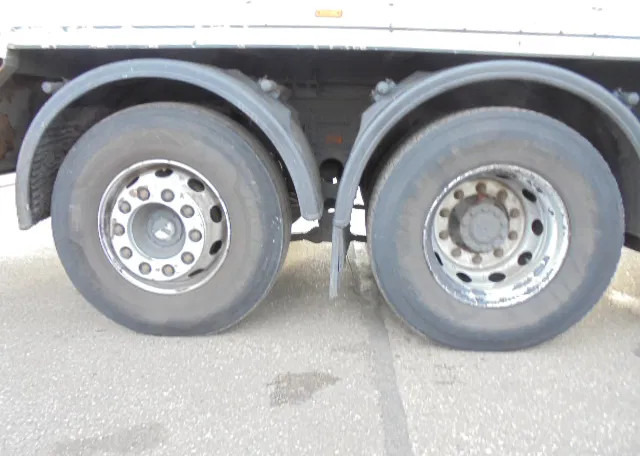 DAF CF 75.250 6X2 EEV – Finanzierungsleasing DAF CF 75.250 6X2 EEV: das Bild 13