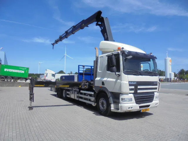 DAF CF 85 360 6X2 HIAB 477/5 NL TRUCK - Pritsche LKW, Autokran: das Bild 3 DAF CF 85 360 6X2 HIAB 477/5 NL TRUCK - Pritsche LKW, Autokran: das Bild 3