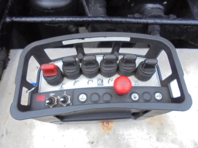 Seil Abrollkipper, Autokran MAN TGS 36 .390 8X4 TRIPLE: das Bild 10