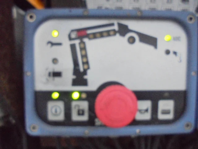 Seil Abrollkipper, Autokran MAN TGS 36 .390 8X4 TRIPLE: das Bild 9