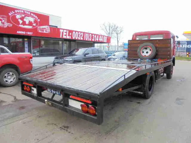 Mercedes-Benz 1113 - Autotransporter LKW: das Bild 4 Mercedes-Benz 1113 - Autotransporter LKW: das Bild 4