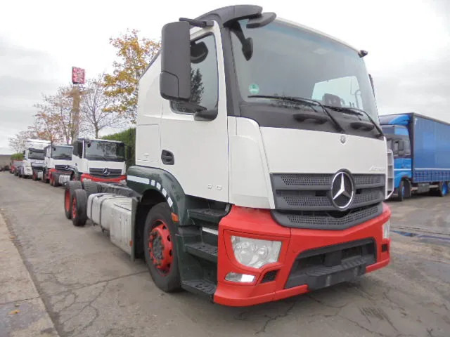 Mercedes-Benz Actros 2340 6X2 EUR 6 - Autotransporter LKW: das Bild 3 Mercedes-Benz Actros 2340 6X2 EUR 6 - Autotransporter LKW: das Bild 3
