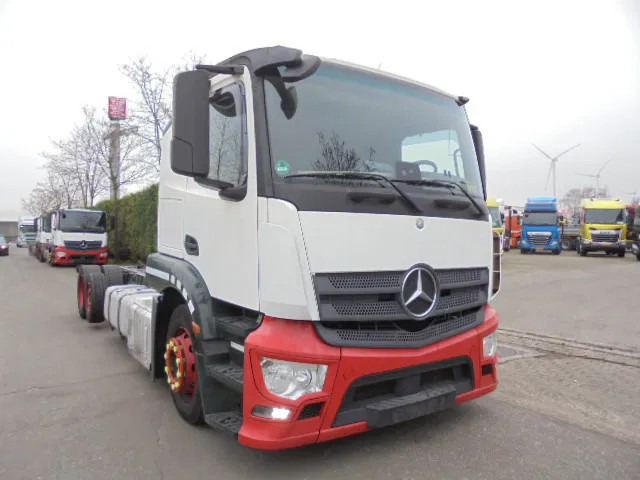 Mercedes-Benz Actros 2340 LL - Autotransporter LKW: das Bild 3 Mercedes-Benz Actros 2340 LL - Autotransporter LKW: das Bild 3