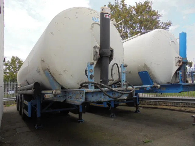 SPITZER EUROVRAC BP SK50 - Tankauflieger: das Bild 2 SPITZER EUROVRAC BP SK50 - Tankauflieger: das Bild 2