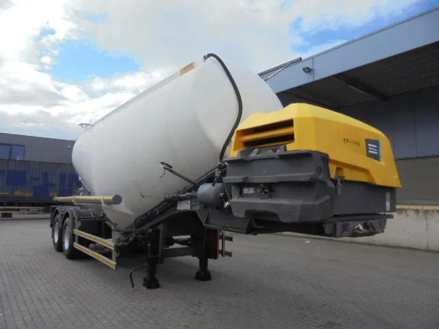 Saitek BULKTRAILER - Tankauflieger: das Bild 2 Saitek BULKTRAILER - Tankauflieger: das Bild 2