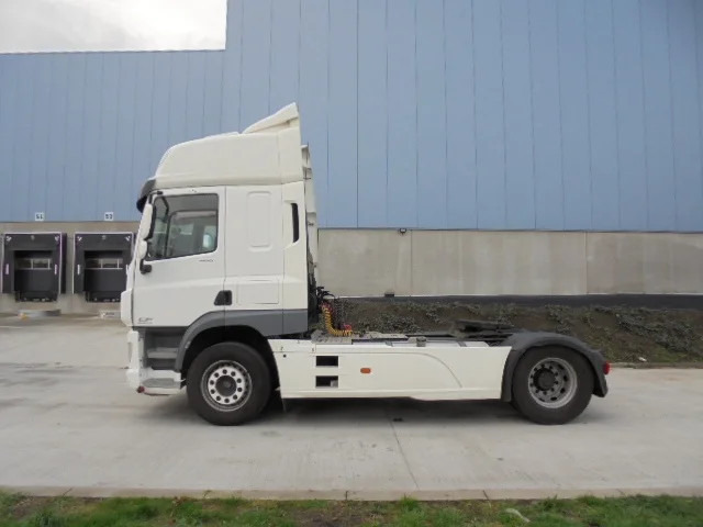 Sattelzugmaschine DAF CF 400 CF85-400: das Bild 6