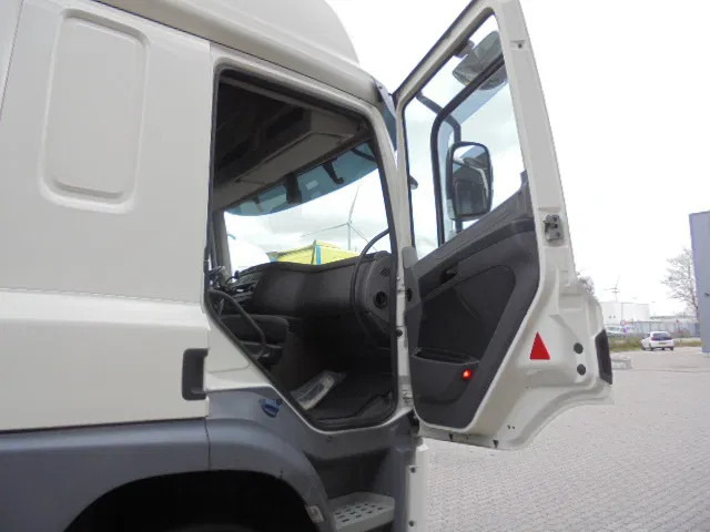 DAF CF 400 NL TRUCK - Sattelzugmaschine: das Bild 5 DAF CF 400 NL TRUCK - Sattelzugmaschine: das Bild 5