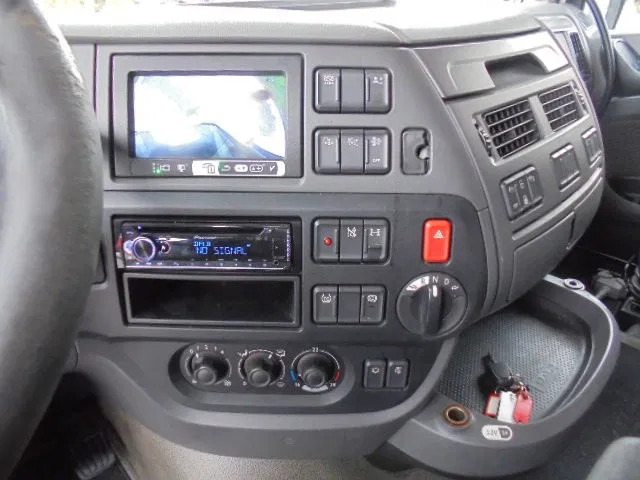 DAF XF 440 SUPER SPACE CAB NL TRUCK - Sattelzugmaschine: das Bild 5 DAF XF 440 SUPER SPACE CAB NL TRUCK - Sattelzugmaschine: das Bild 5