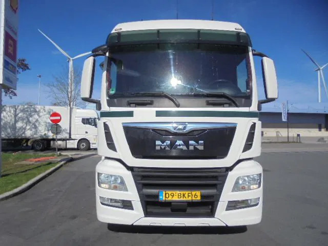 MAN TGS 18.320 - Sattelzugmaschine: das Bild 2 MAN TGS 18.320 - Sattelzugmaschine: das Bild 2