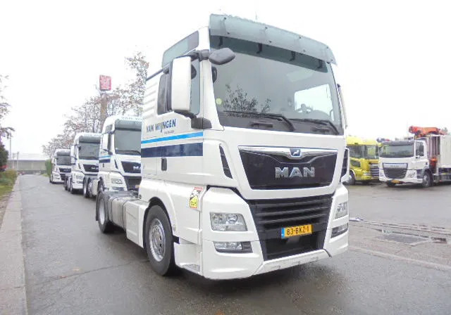 MAN TGX 18.500 18-500 XXL LLS-U NEW TYPE TACHO - Sattelzugmaschine: das Bild 3 MAN TGX 18.500 18-500 XXL LLS-U NEW TYPE TACHO - Sattelzugmaschine: das Bild 3