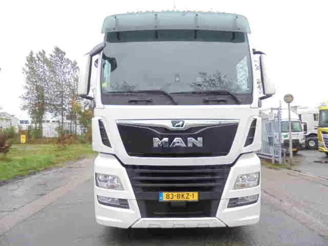 MAN TGX 18.500 18-500 XXL LLS-U SMART TACHO NL TRUCK - Sattelzugmaschine: das Bild 2 MAN TGX 18.500 18-500 XXL LLS-U SMART TACHO NL TRUCK - Sattelzugmaschine: das Bild 2
