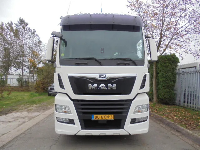 MAN TGX 26.500 XXL 6X2 NIEUW TYPE TACHOGRAAF - Sattelzugmaschine: das Bild 2 MAN TGX 26.500 XXL 6X2 NIEUW TYPE TACHOGRAAF - Sattelzugmaschine: das Bild 2