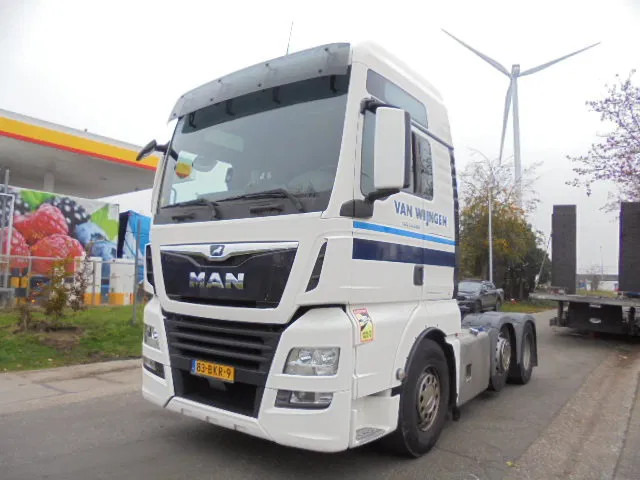 MAN TGX 26.500 XXL 6X2 SMART TACHO 20X IN STOCK - Sattelzugmaschine: das Bild 1 MAN TGX 26.500 XXL 6X2 SMART TACHO 20X IN STOCK - Sattelzugmaschine: das Bild 1