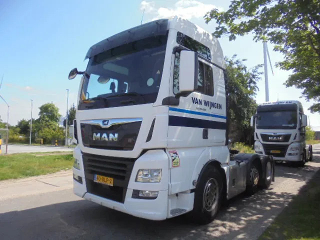 MAN TGX 26.500 XXL NL TRUCK SMART TACHO 16X IN STOCK - Sattelzugmaschine: das Bild 1 MAN TGX 26.500 XXL NL TRUCK SMART TACHO 16X IN STOCK - Sattelzugmaschine: das Bild 1