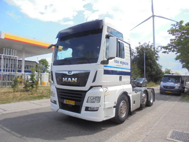 MAN TGX 26.500 XXL TUV APK 03-26 NL TRUCK 16X IN STOCK - Sattelzugmaschine: das Bild 1 MAN TGX 26.500 XXL TUV APK 03-26 NL TRUCK 16X IN STOCK - Sattelzugmaschine: das Bild 1