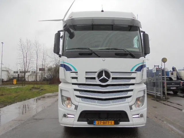 Mercedes-Benz Actros 1942 LS 4X2 - Sattelzugmaschine: das Bild 2 Mercedes-Benz Actros 1942 LS 4X2 - Sattelzugmaschine: das Bild 2