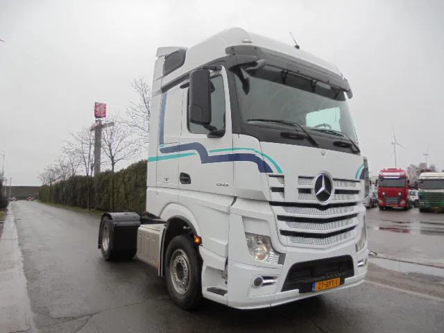 Mercedes-Benz Actros 1942 LS 4X2 - Sattelzugmaschine: das Bild 3 Mercedes-Benz Actros 1942 LS 4X2 - Sattelzugmaschine: das Bild 3