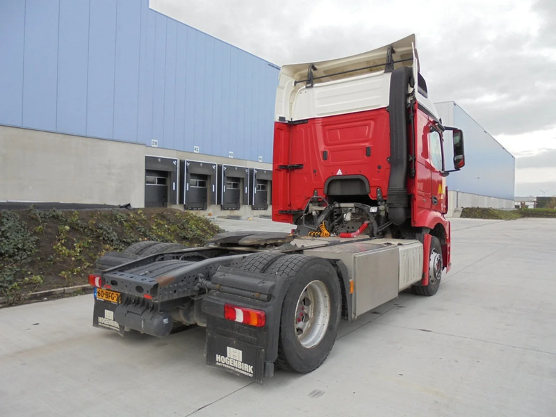 Mercedes-Benz Actros 1943 - Sattelzugmaschine: das Bild 5 Mercedes-Benz Actros 1943 - Sattelzugmaschine: das Bild 5