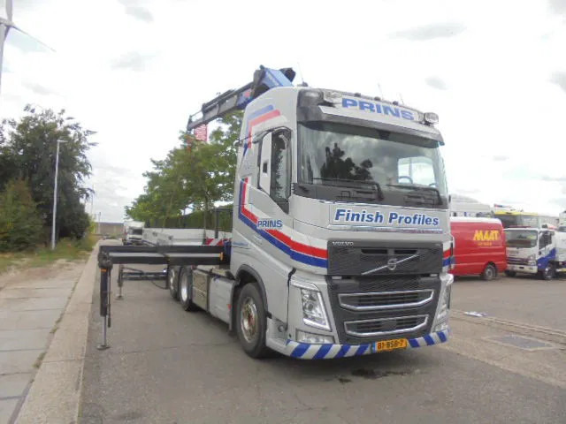 Volvo FH 420 6X2 NL TRUCK - Sattelzugmaschine: das Bild 4 Volvo FH 420 6X2 NL TRUCK - Sattelzugmaschine: das Bild 4