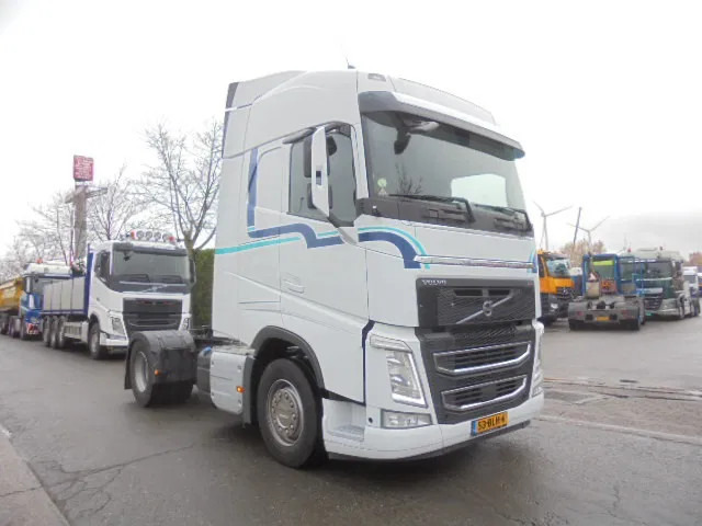 Volvo FH 420 NL TRUCK APK 09-26 - Sattelzugmaschine: das Bild 3 Volvo FH 420 NL TRUCK APK 09-26 - Sattelzugmaschine: das Bild 3