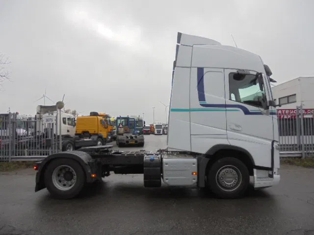 Volvo FH 420 NL TRUCK APK 09-26 - Sattelzugmaschine: das Bild 4 Volvo FH 420 NL TRUCK APK 09-26 - Sattelzugmaschine: das Bild 4