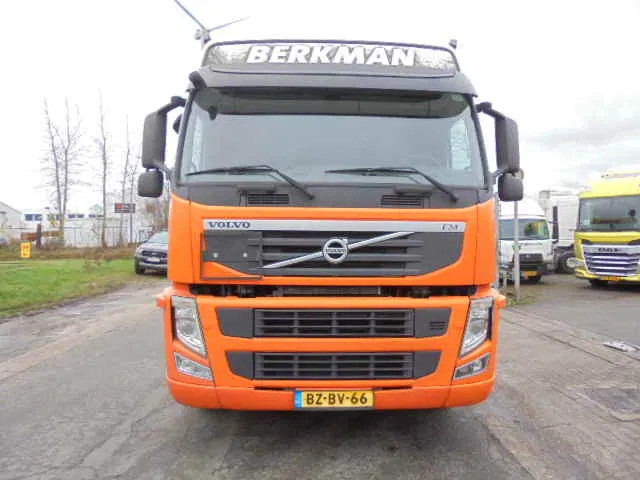Volvo FM 410 6X2 ADR + HYDRAULICS - Sattelzugmaschine: das Bild 2 Volvo FM 410 6X2 ADR + HYDRAULICS - Sattelzugmaschine: das Bild 2