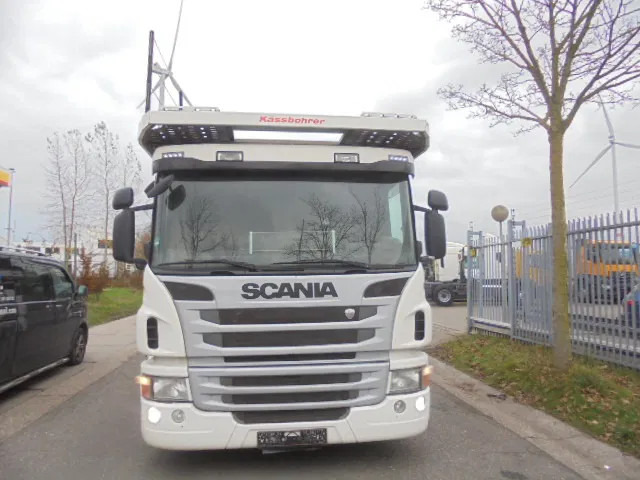 Scania P410 METAGO SUPERTRANS - Autotransporter LKW: das Bild 2 Scania P410 METAGO SUPERTRANS - Autotransporter LKW: das Bild 2