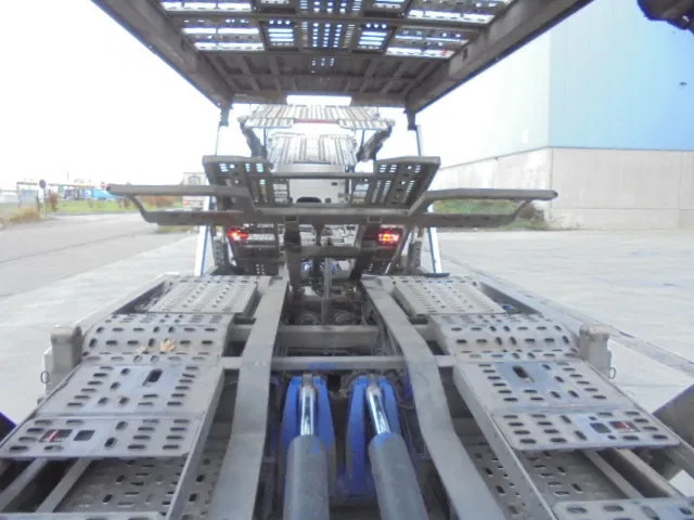 Scania P410 METAGO SUPERTRANS - Autotransporter LKW: das Bild 5 Scania P410 METAGO SUPERTRANS - Autotransporter LKW: das Bild 5