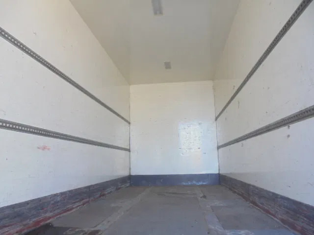 Scania R440 6X2 VOLUME COMBI + RETARDER - Koffer LKW: das Bild 5 Scania R440 6X2 VOLUME COMBI + RETARDER - Koffer LKW: das Bild 5