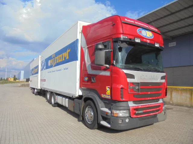 Scania R440 6X2 VOLUME COMBI + RETARDER - Koffer LKW: das Bild 3 Scania R440 6X2 VOLUME COMBI + RETARDER - Koffer LKW: das Bild 3