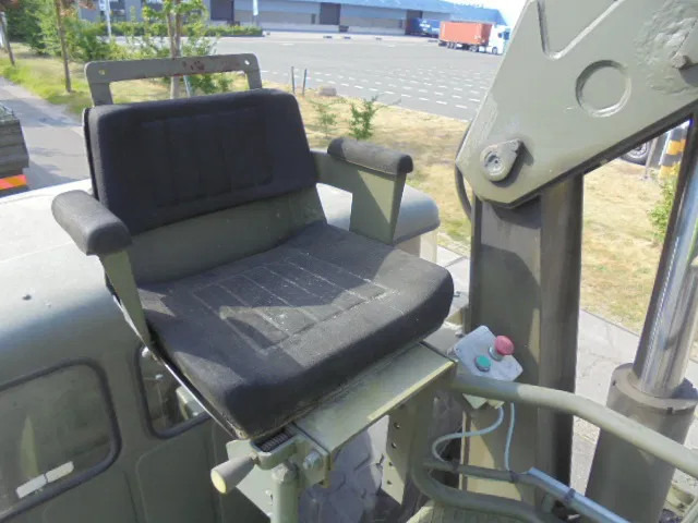 Pritsche LKW, Autokran Volvo N 10 6X6 L + FASSI: das Bild 16