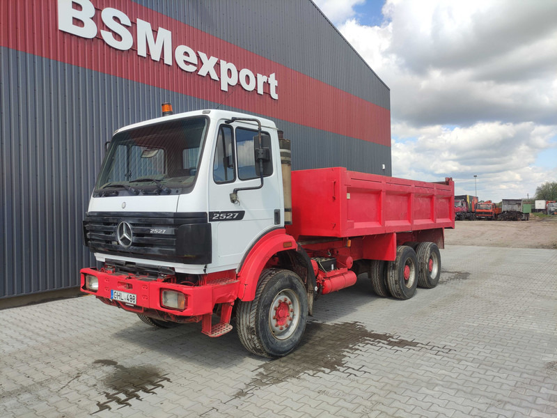 Mercedes-Benz 2527 - Kipper: das Bild 1 Mercedes-Benz 2527 - Kipper: das Bild 1