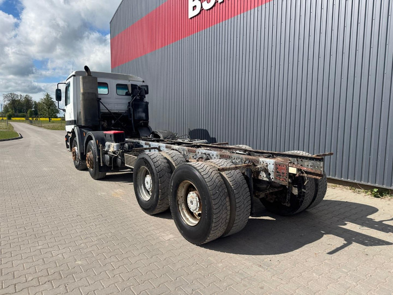 Mercedes-Benz Actros 3235 - Fahrgestell LKW: das Bild 5 Mercedes-Benz Actros 3235 - Fahrgestell LKW: das Bild 5