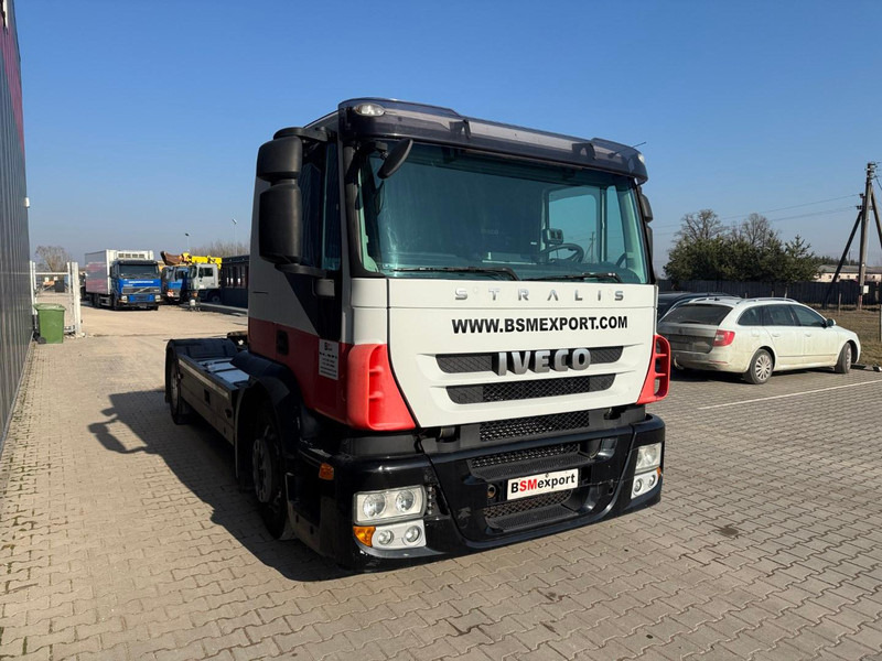 Iveco 440s42 - Sattelzugmaschine: das Bild 3 Iveco 440s42 - Sattelzugmaschine: das Bild 3