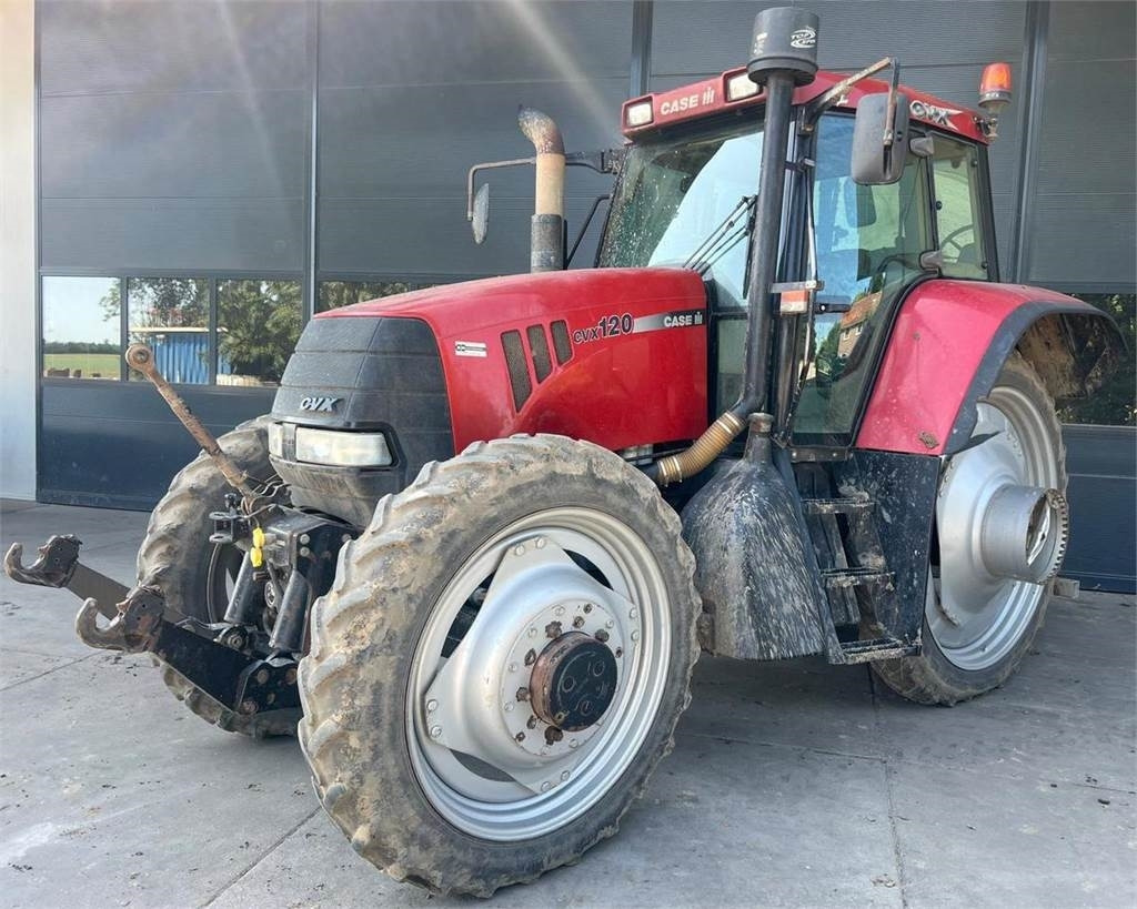 Case IH CVX 120 - Traktor: das Bild 1 Case IH CVX 120 - Traktor: das Bild 1