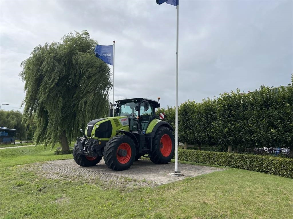 Claas Axion 830 - Traktor: das Bild 1 Claas Axion 830 - Traktor: das Bild 1