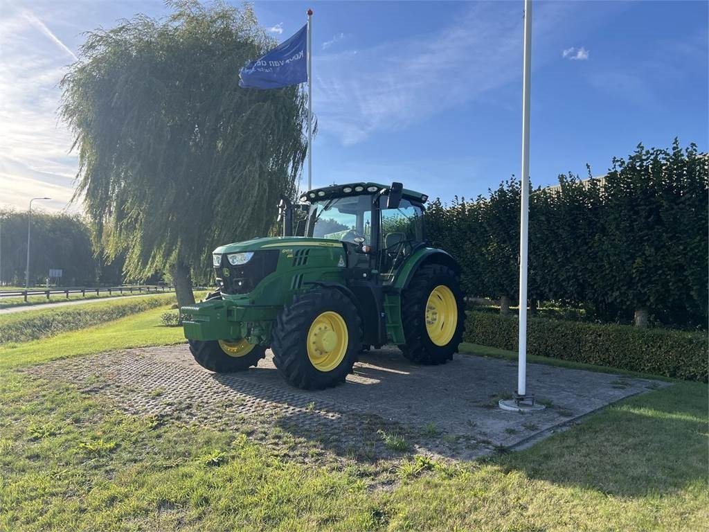 John Deere 6145R - Traktor: das Bild 1 John Deere 6145R - Traktor: das Bild 1