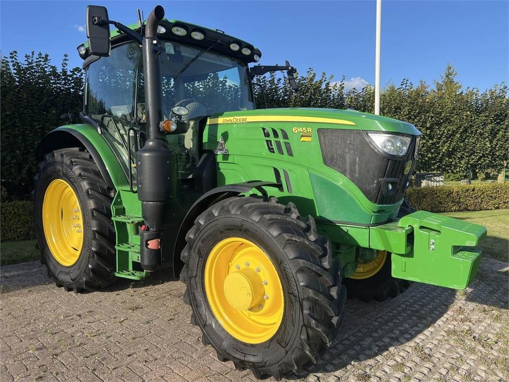 John Deere 6145R - Traktor: das Bild 3 John Deere 6145R - Traktor: das Bild 3