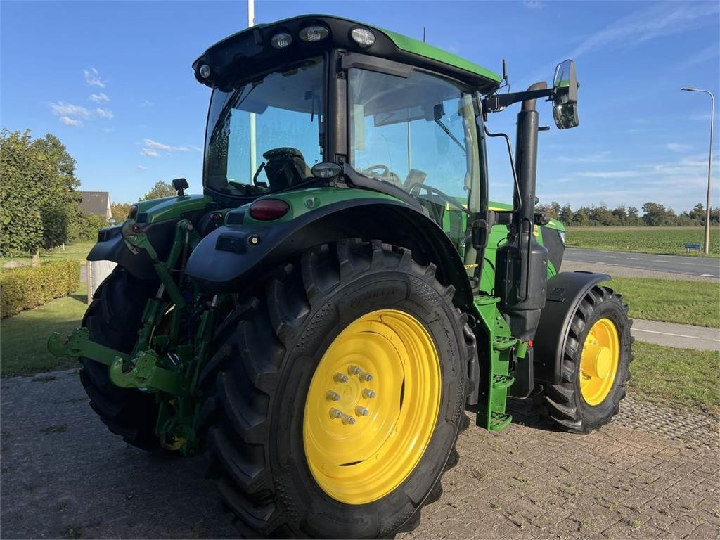 John Deere 6145R - Traktor: das Bild 5 John Deere 6145R - Traktor: das Bild 5